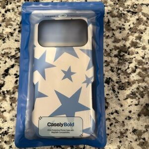 Casely Bold Star Pattern Protective Phone Case - White & Blue